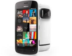 Nokia 808 